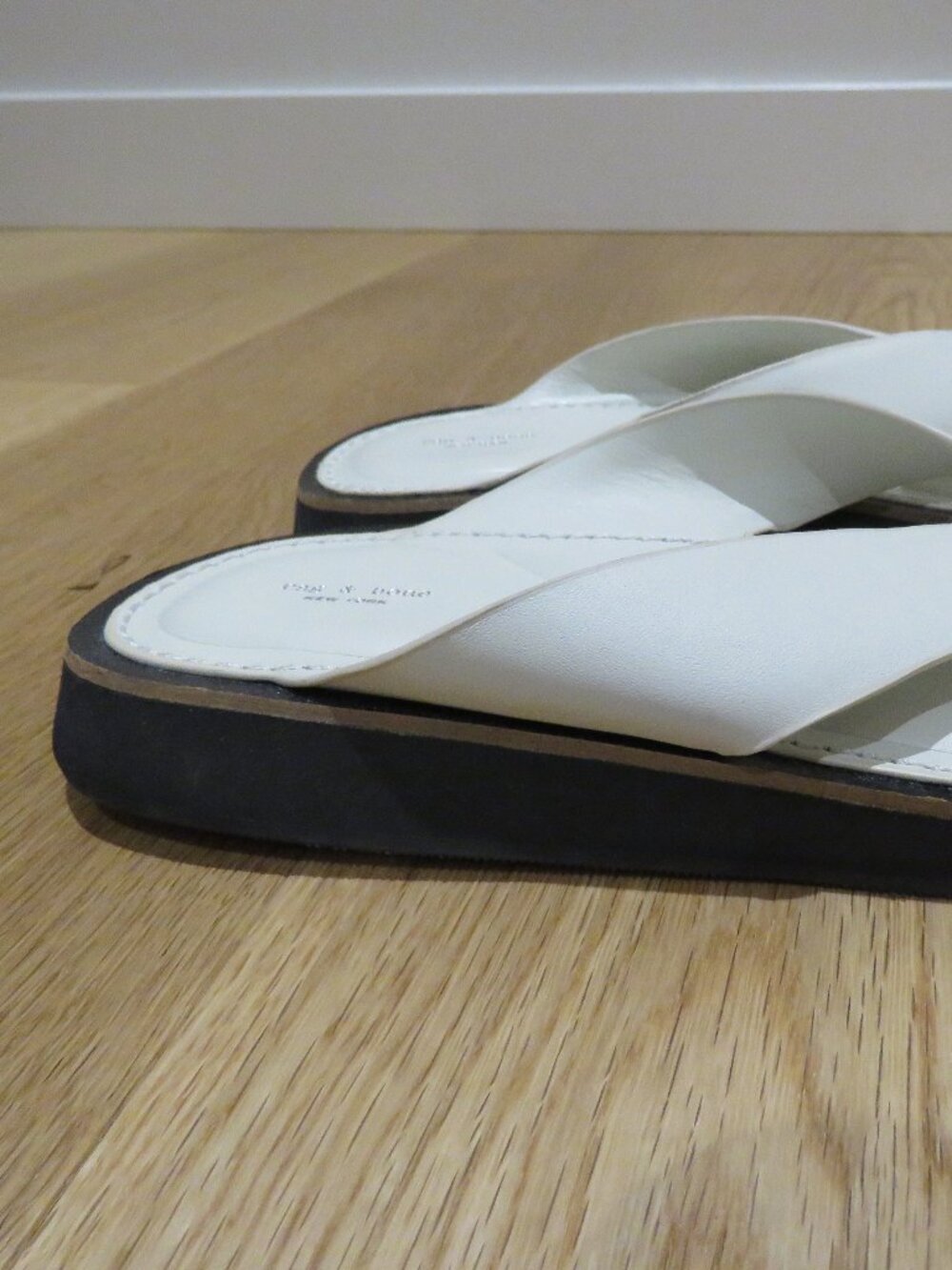 RAG & BONE Parker Thong Sandal Shoe Antique White US 6.5 Minimalist Quiet Luxury - Picture 8 of 13